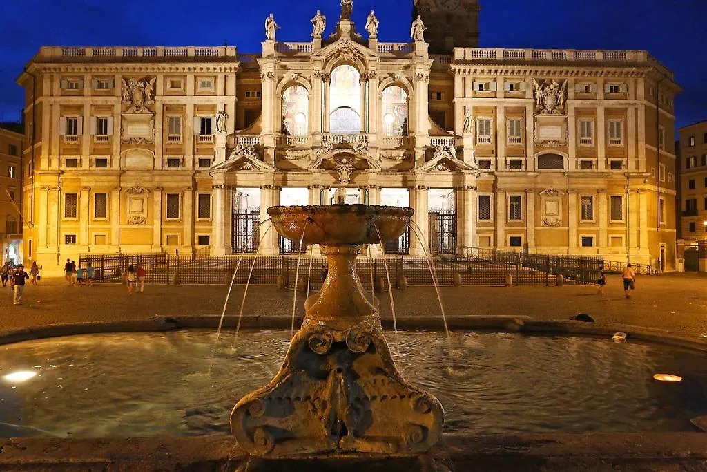 Appartamento Casa Tua A Monti Roma 0*,  Italia